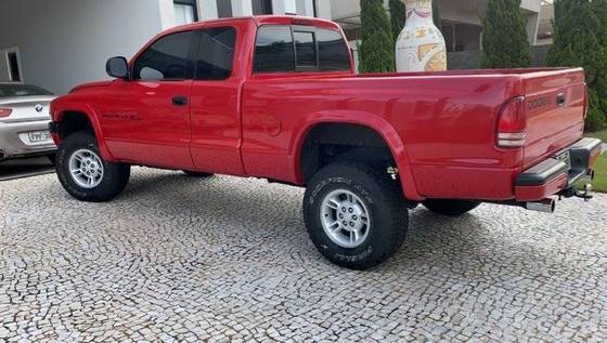 DODGE DAKOTA 5.2 R/T 4X2 CE V8 16V GASOLINA 2P AUTOMÁTICO